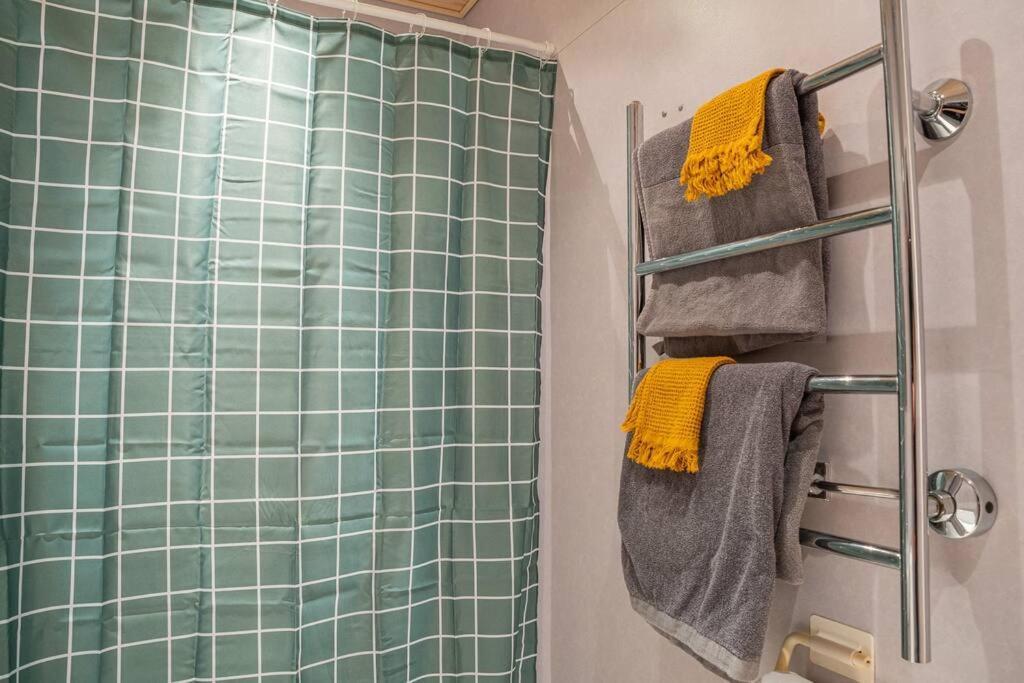 Arctic Downtown Dream: Cozy City Studio Rovaniemi Ngoại thất bức ảnh